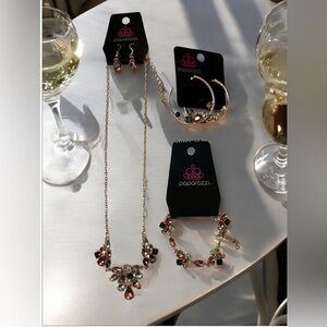 🆕Paparazzi Rose Gold Jewelry Rhinestones Set/Earrings x2 / Bracelet / necklace 🧡
